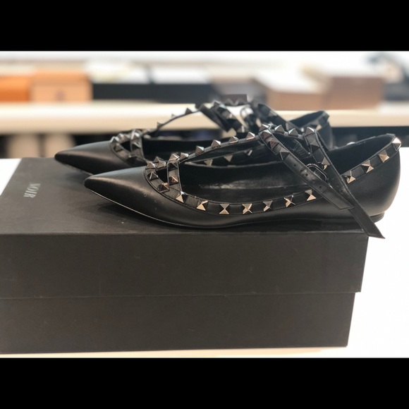 VALENTINO black Garavani Rockstud Cage Ballerina